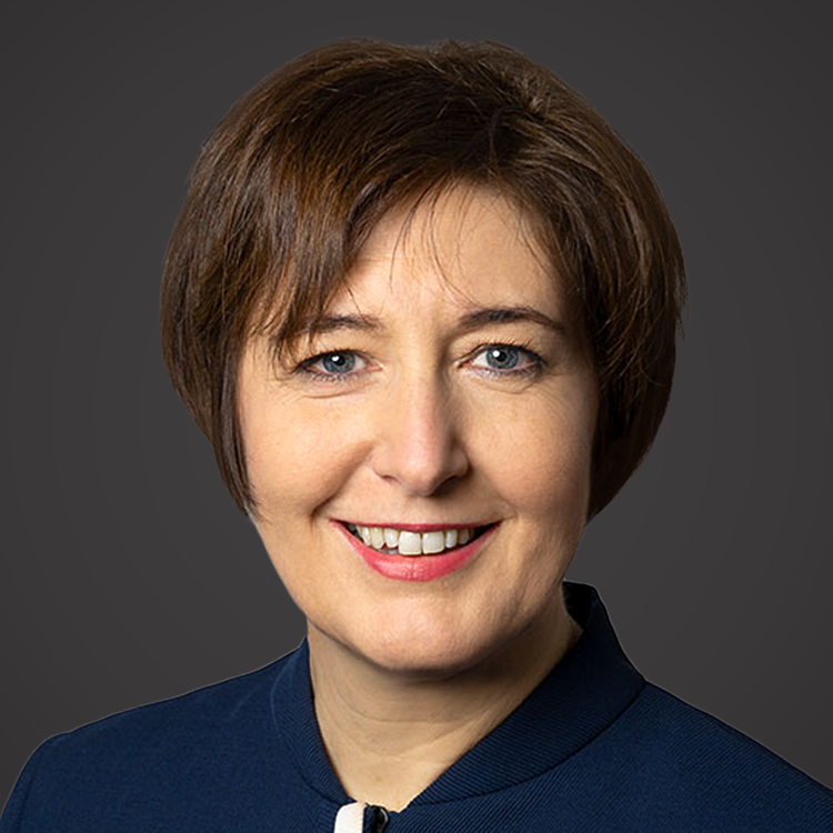 Porträt von Beatrice Eichenberger Schäpper, Vize-Präsidentin des ASIP und Fachfrau für berufliche Vorsorge bei der Pensionskasse Mettler-Toledo
