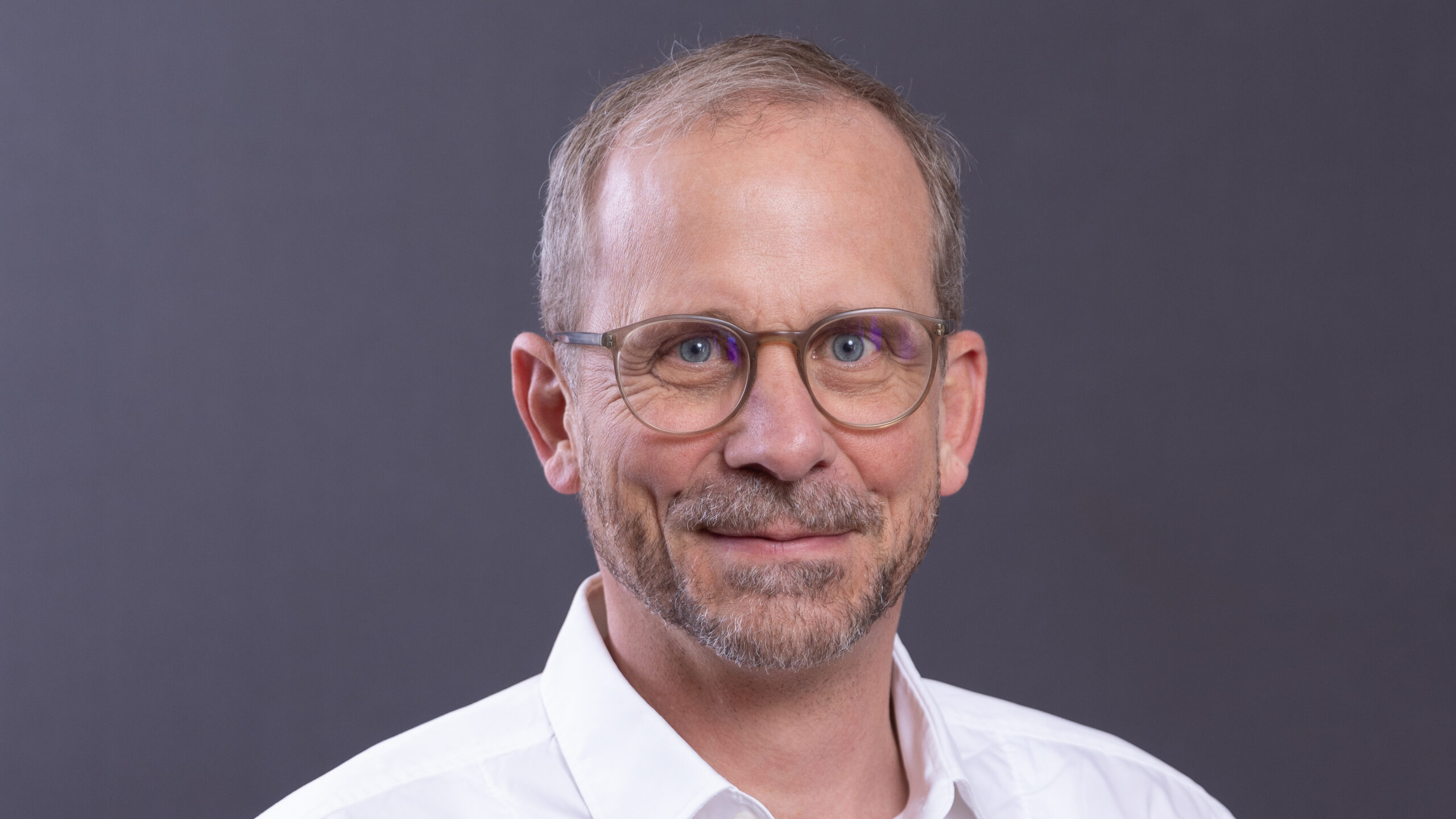 Raymond Alder, Vorstandsmitglied ASIP und Vertreter der Emmi Vorsorgestiftung und des Emmi Wohlfahrtsfonds, Porträt